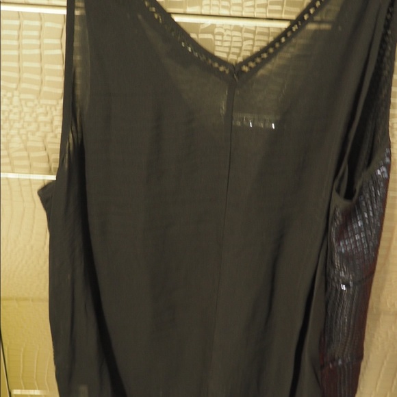 Sleeveless sequin top - Picture 6 of 6